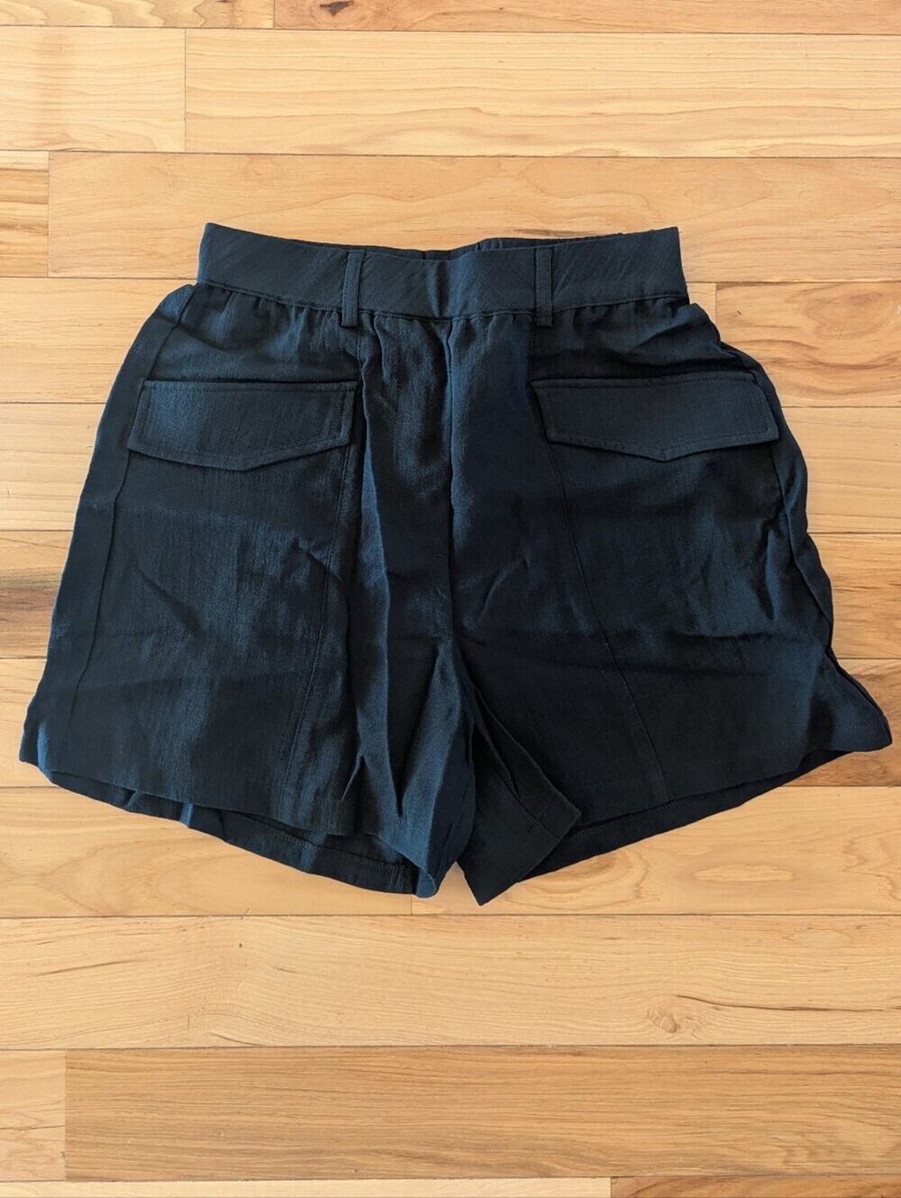 NWT halara Shorts Size XS